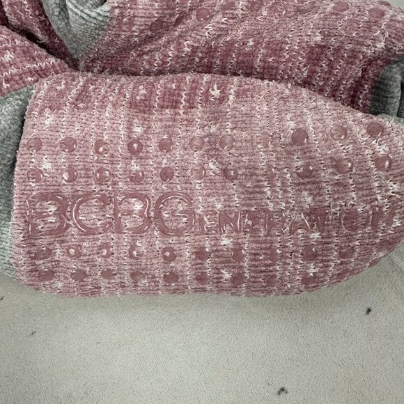 BCBGeneration Womens Plush-Lined Non-Slip Cozy Socks - Picture 2 of 3